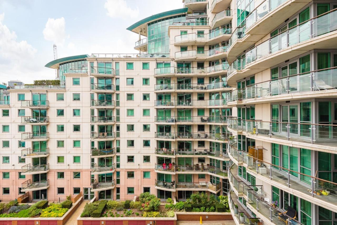 לונדון Riverside 2-Bedroom Apartments מראה חיצוני תמונה