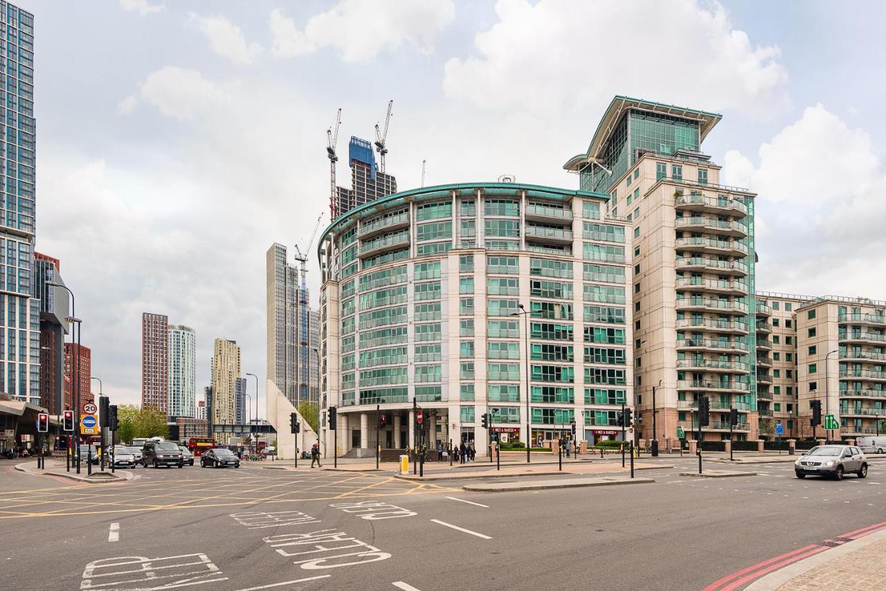לונדון Riverside 2-Bedroom Apartments מראה חיצוני תמונה